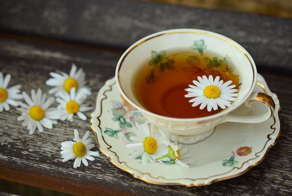 Porcelanowy ślad artysty - dlaczego warto wybrać rękodzieło?